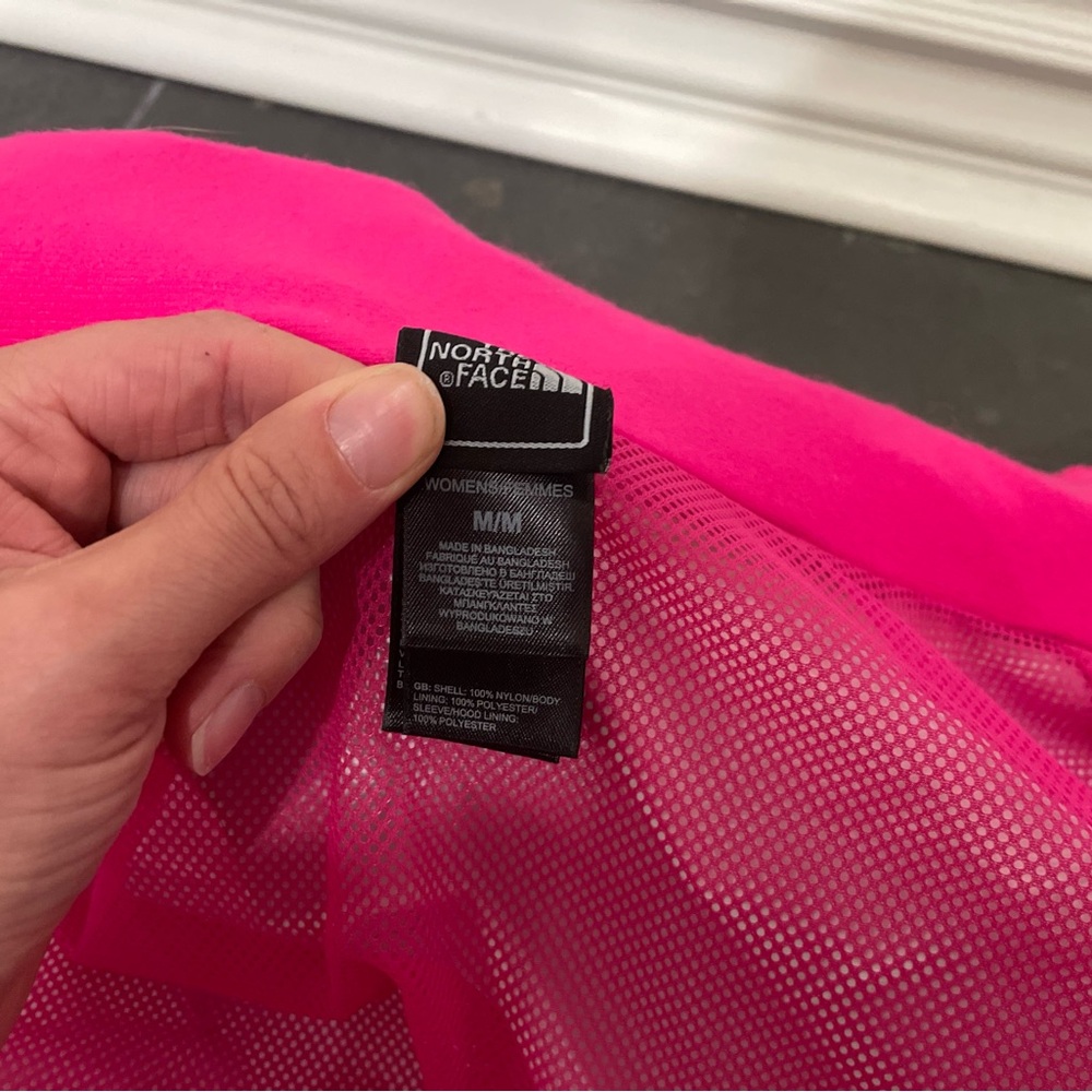 The North Face Pink Grey Ribbon Resolve Jacket Women's - Picture 11 of 15